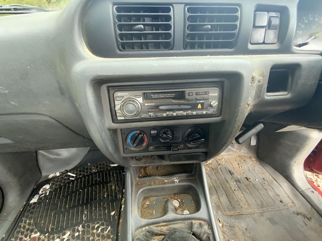 Used Mazda B2500 1999 for sale - 76474679: Photo 23