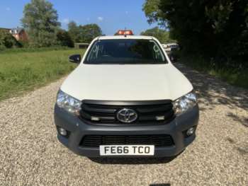 Used Toyota Hilux 2016 for sale - 74702265: Photo