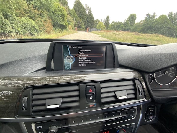 Used BMW 3 Series 2012 for sale - 76255947: Photo 37
