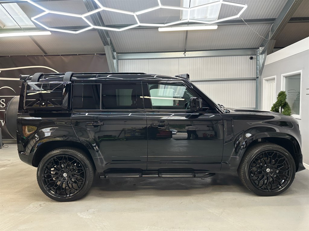 Used Land Rover Defender 2022 for sale - 76466652: Photo 15