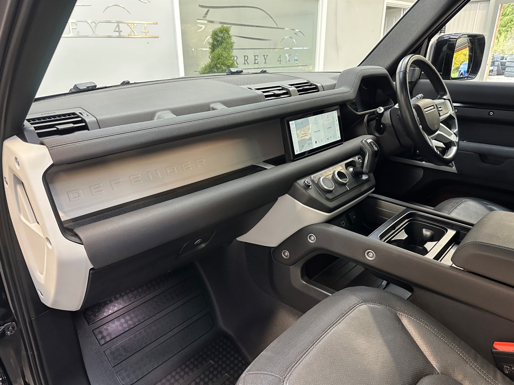Used Land Rover Defender 2022 for sale - 76466652: Photo 22