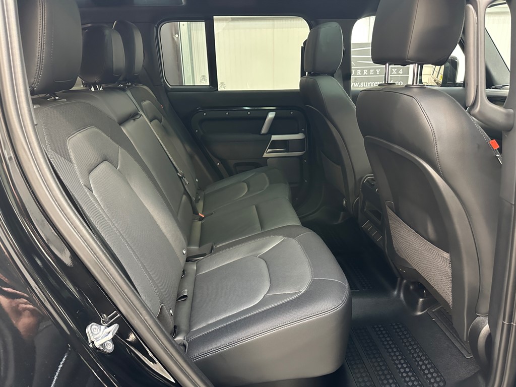 Used Land Rover Defender 2022 for sale - 76466652: Photo 27