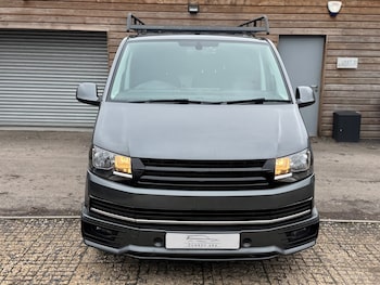 Used Volkswagen Transporter 2017 for sale - 77063548: Photo