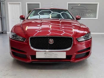 Used Jaguar XE 2015 for sale - 78862429: Photo