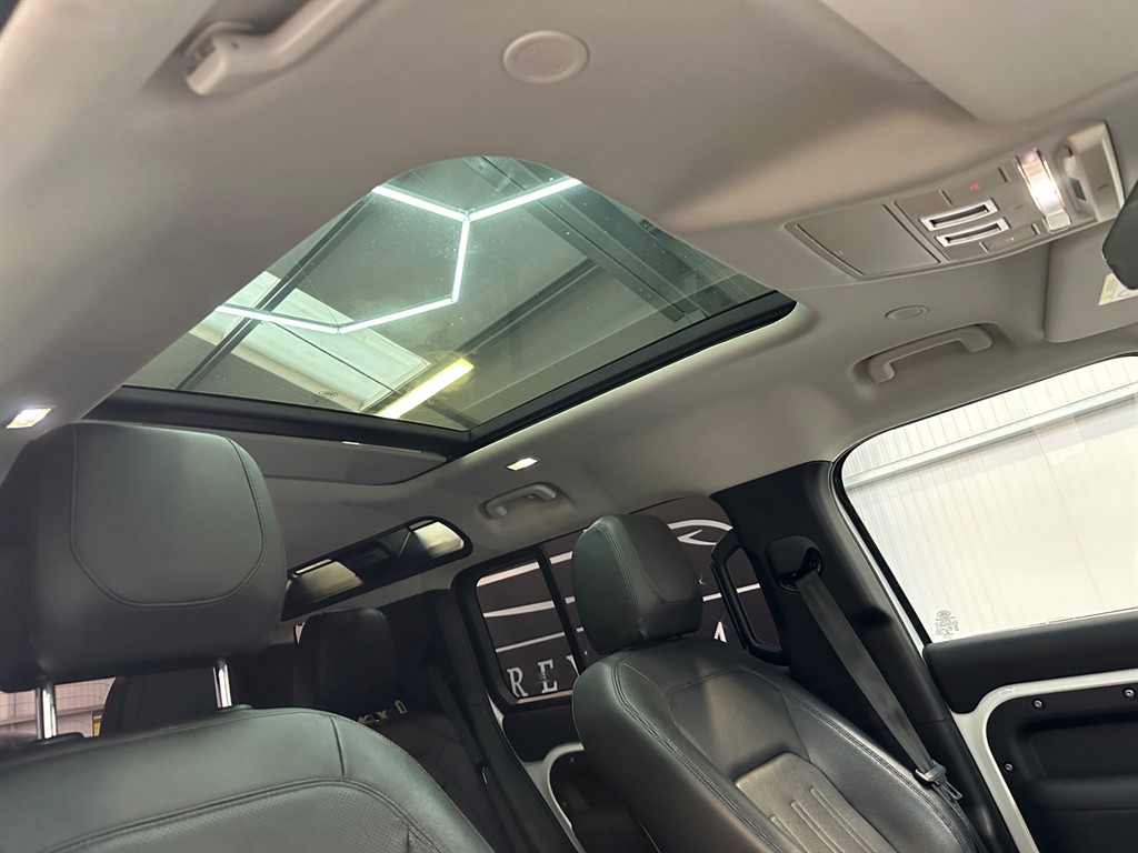 Used Land Rover Defender 110 2021 for sale - 76861967: Photo 15