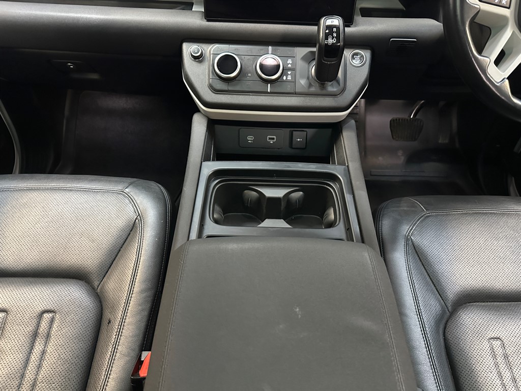 Used Land Rover Defender 110 2021 for sale - 76861967: Photo 19