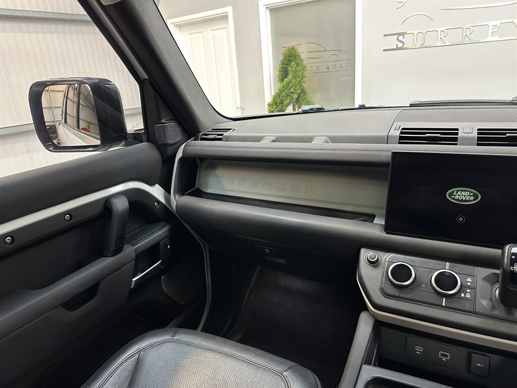 Used Land Rover Defender 110 2021 for sale - 76861967: Photo 20