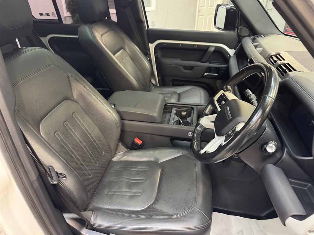 Used Land Rover Defender 110 2021 for sale - 76861967: Photo 24