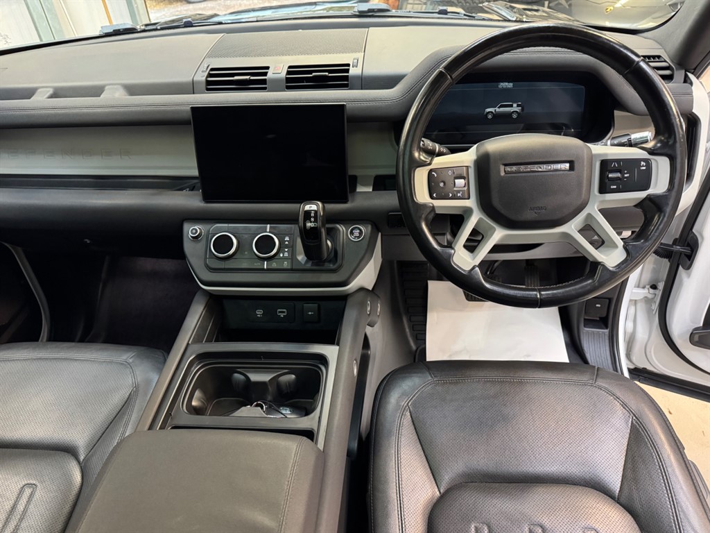 Used Land Rover Defender 110 2021 for sale - 76861967: Photo 29