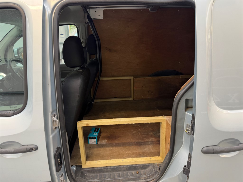 Used Renault Kangoo 2010 for sale - 77848322: Photo 13