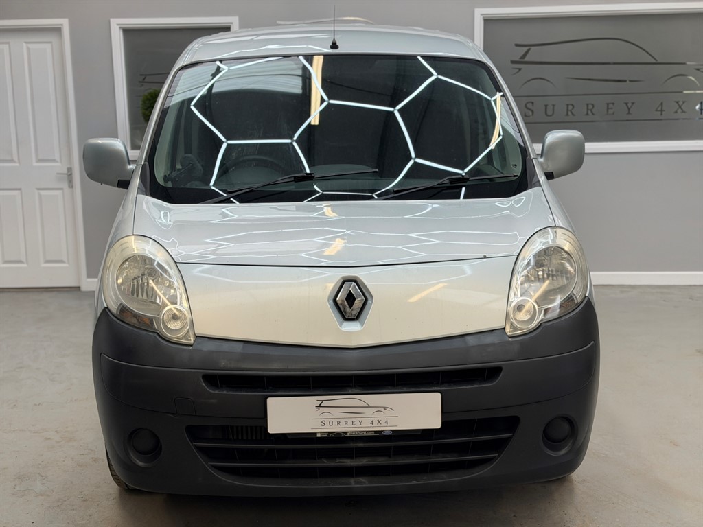 Used Renault Kangoo 2010 for sale - 77848322: Photo 2