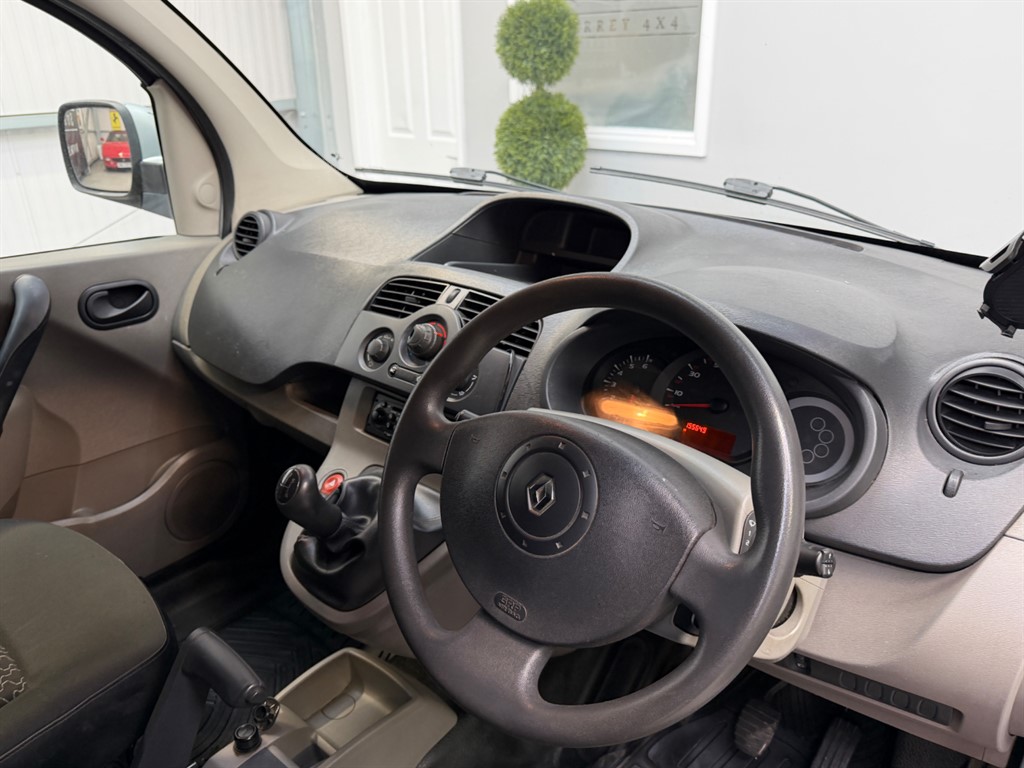 Used Renault Kangoo 2010 for sale - 77848322: Photo 8