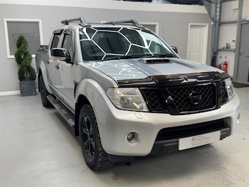 Used Nissan Navara 2011 for sale - 78555793: Photo