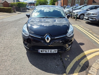 Used Renault Clio 2017 for sale - 79363392: Photo