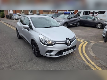 Used Renault Clio 2019 for sale - 79497080: Photo