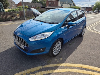 Used Ford Fiesta 2015 for sale - 79374002: Photo