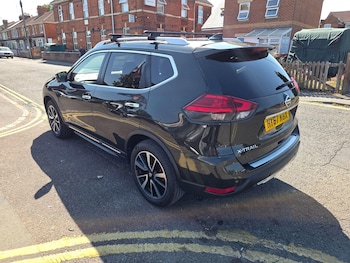 Used Nissan X-Trail 2017 for sale - 79465061: Photo