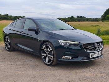 Used Vauxhall Insignia 2017 for sale - 79049030: Photo