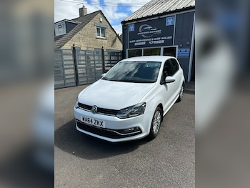 Used Volkswagen Polo 2014 for sale - 79352340: Photo