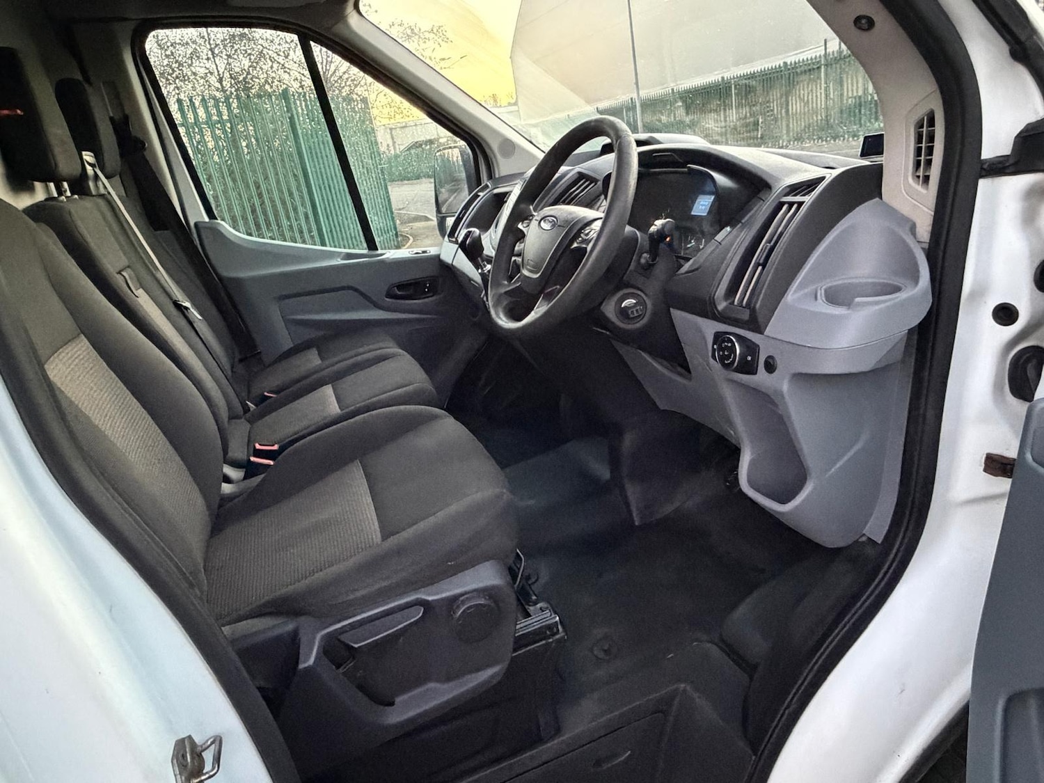 Used Ford Transit 2018 for sale - 77240198: Photo 8