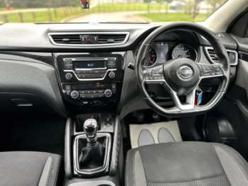 Used Nissan Qashqai 2017 for sale - 74248042: Photo