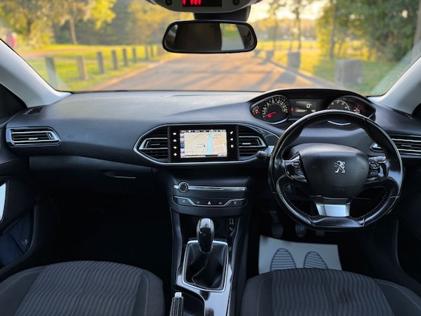 Used Peugeot 308 2017 for sale - 74717623: Photo 18