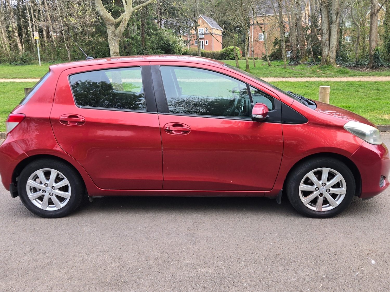 Used Toyota Yaris 2012 for sale - 78099786: Photo 9