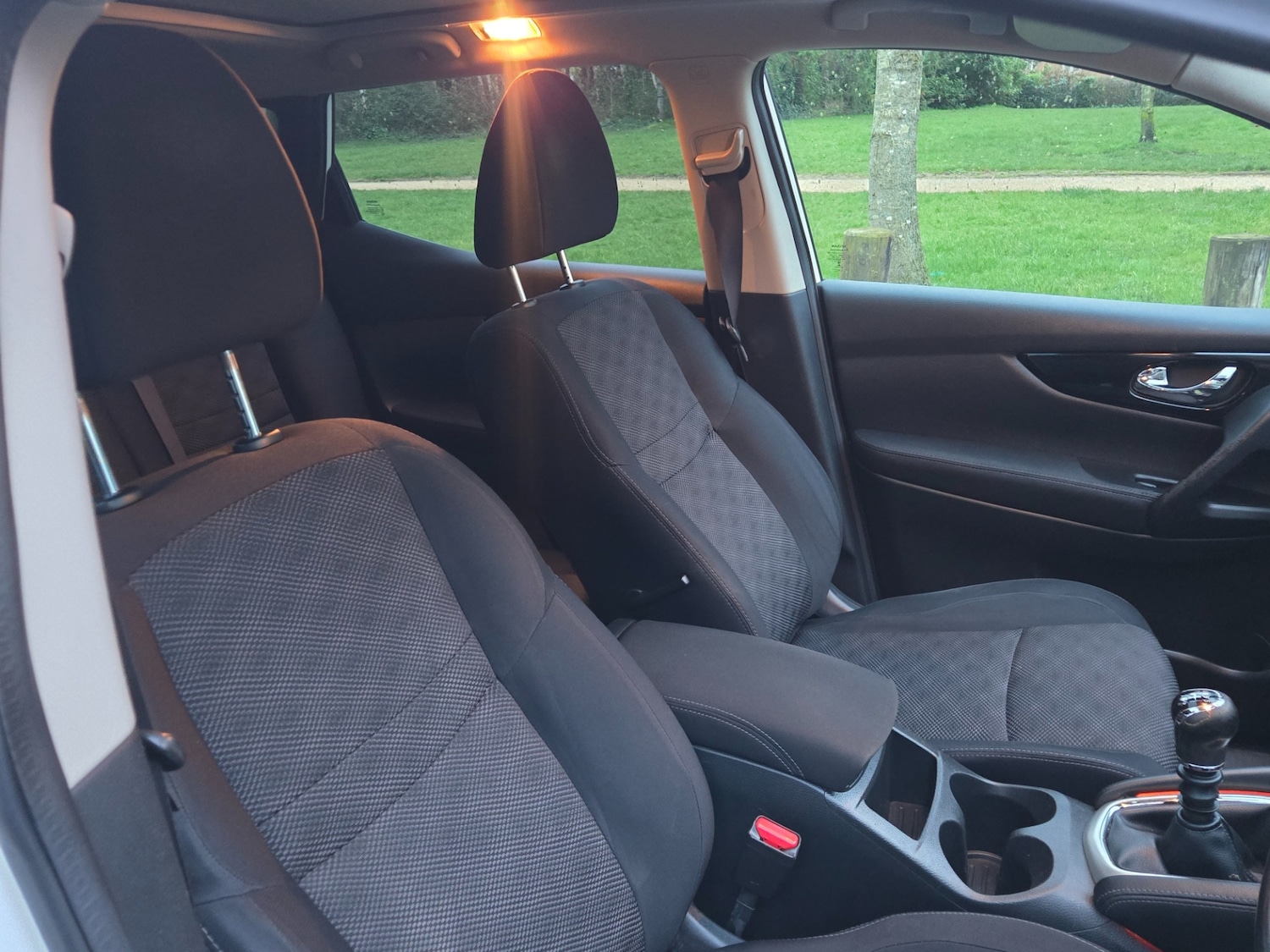 Used Nissan Qashqai 2015 for sale - 77812811: Photo 17