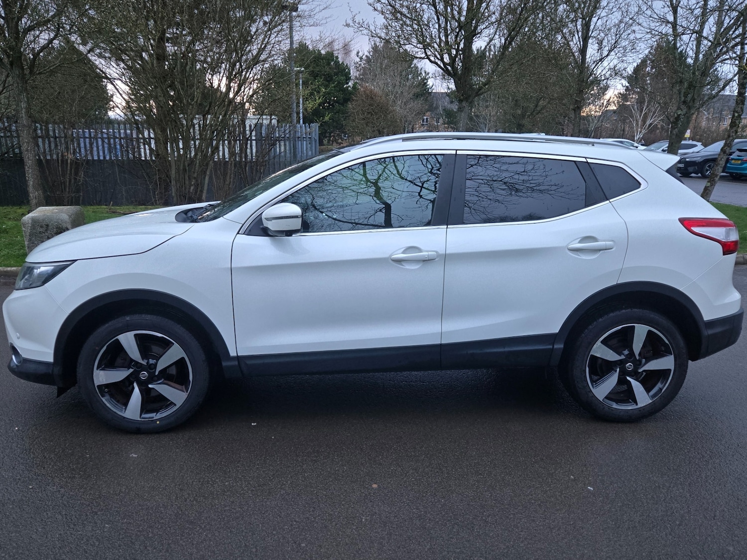 Used Nissan Qashqai 2015 for sale - 77812811: Photo 5