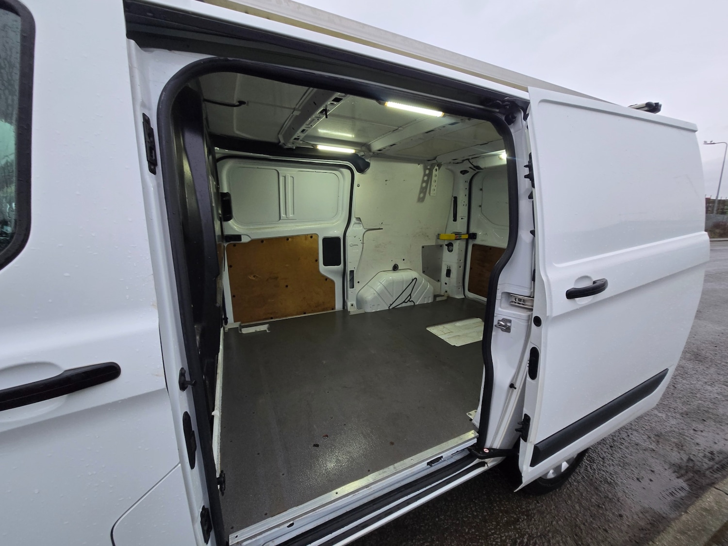 Used Ford Transit Custom 2016 for sale - 77812802: Photo 12