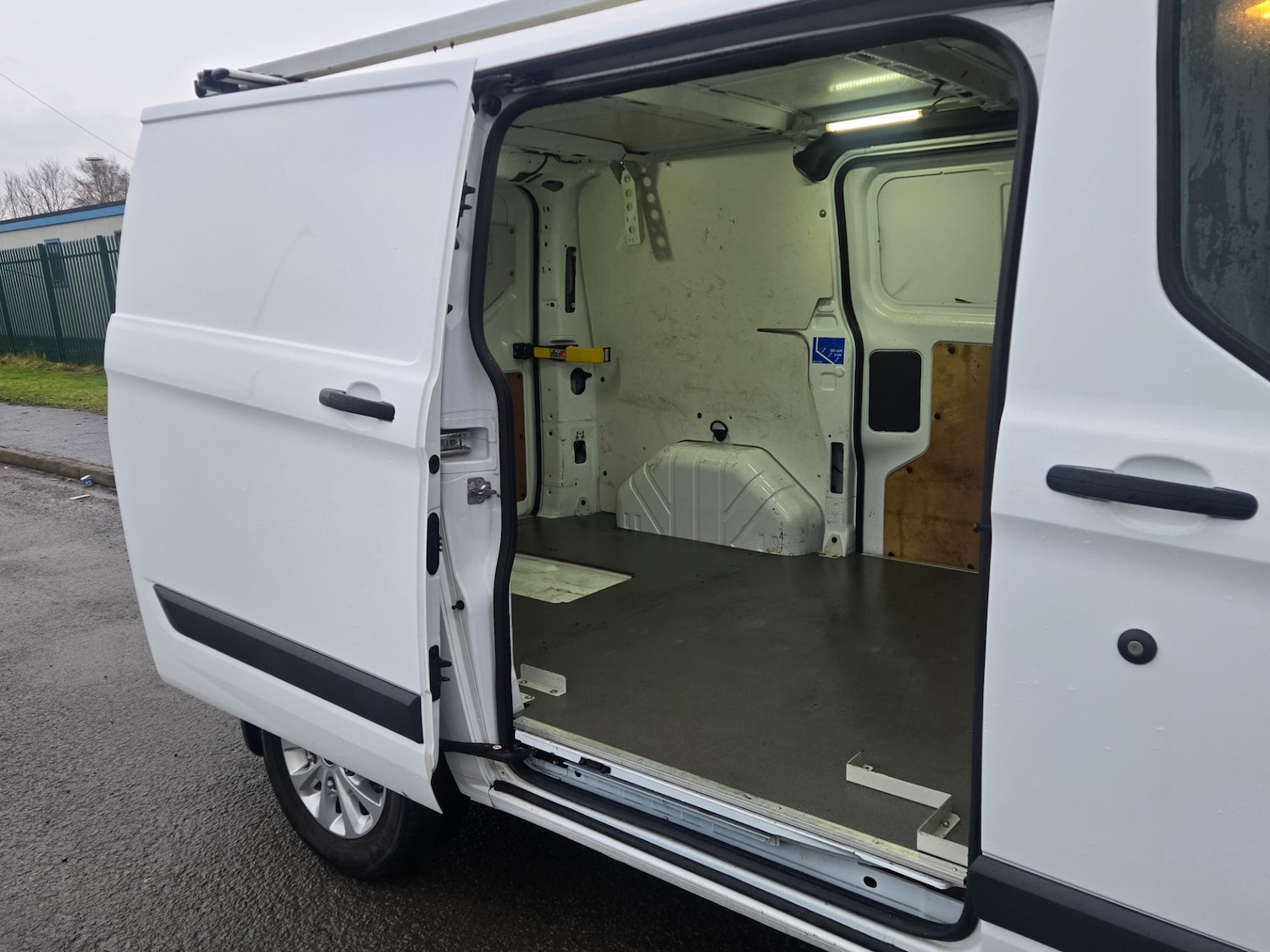 Used Ford Transit Custom 2016 for sale - 77812802: Photo 6