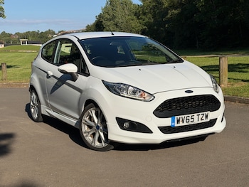 Used Ford Fiesta 2015 for sale - 79111097: Photo