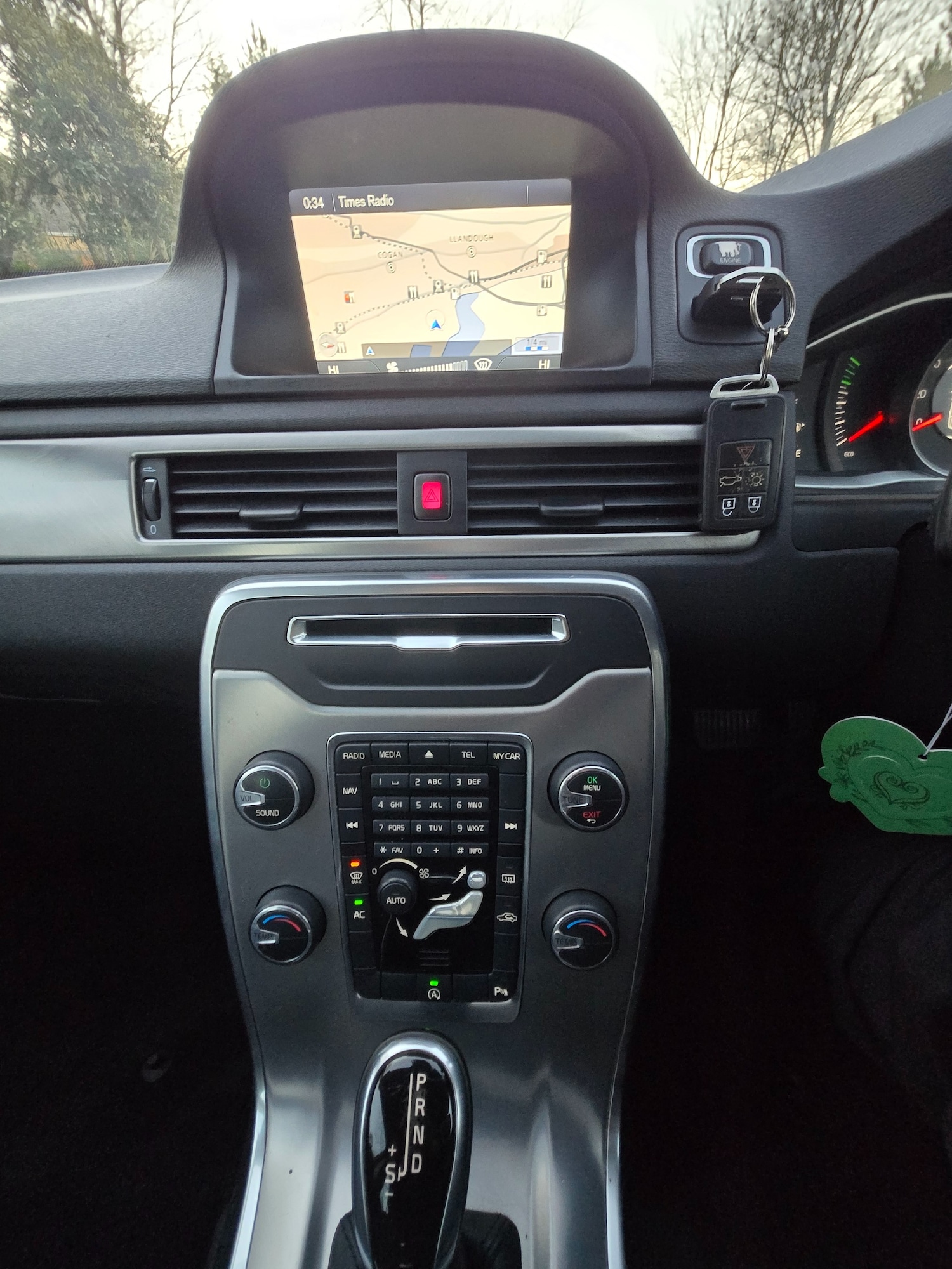 Used Volvo V70 2014 for sale - 77079036: Photo 22