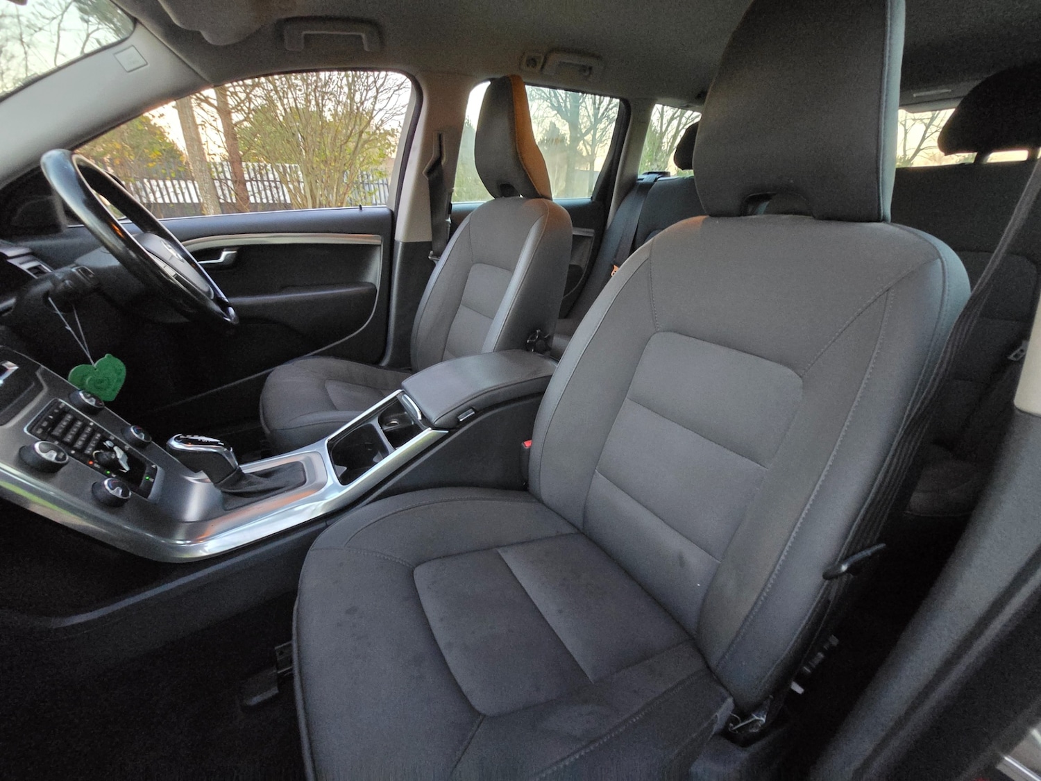 Used Volvo V70 2014 for sale - 77079036: Photo 26