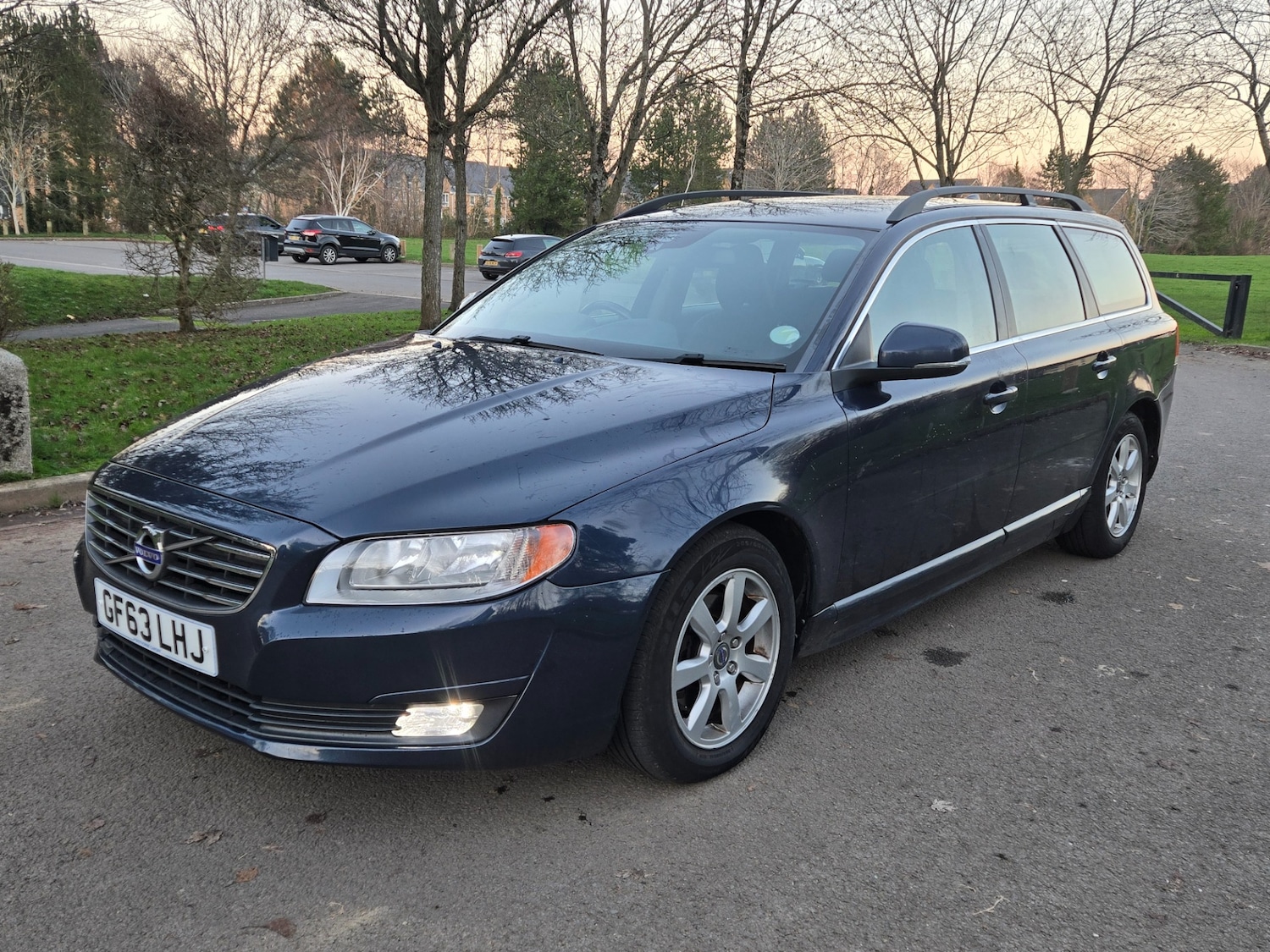 Used Volvo V70 2014 for sale - 77079036: Photo 4
