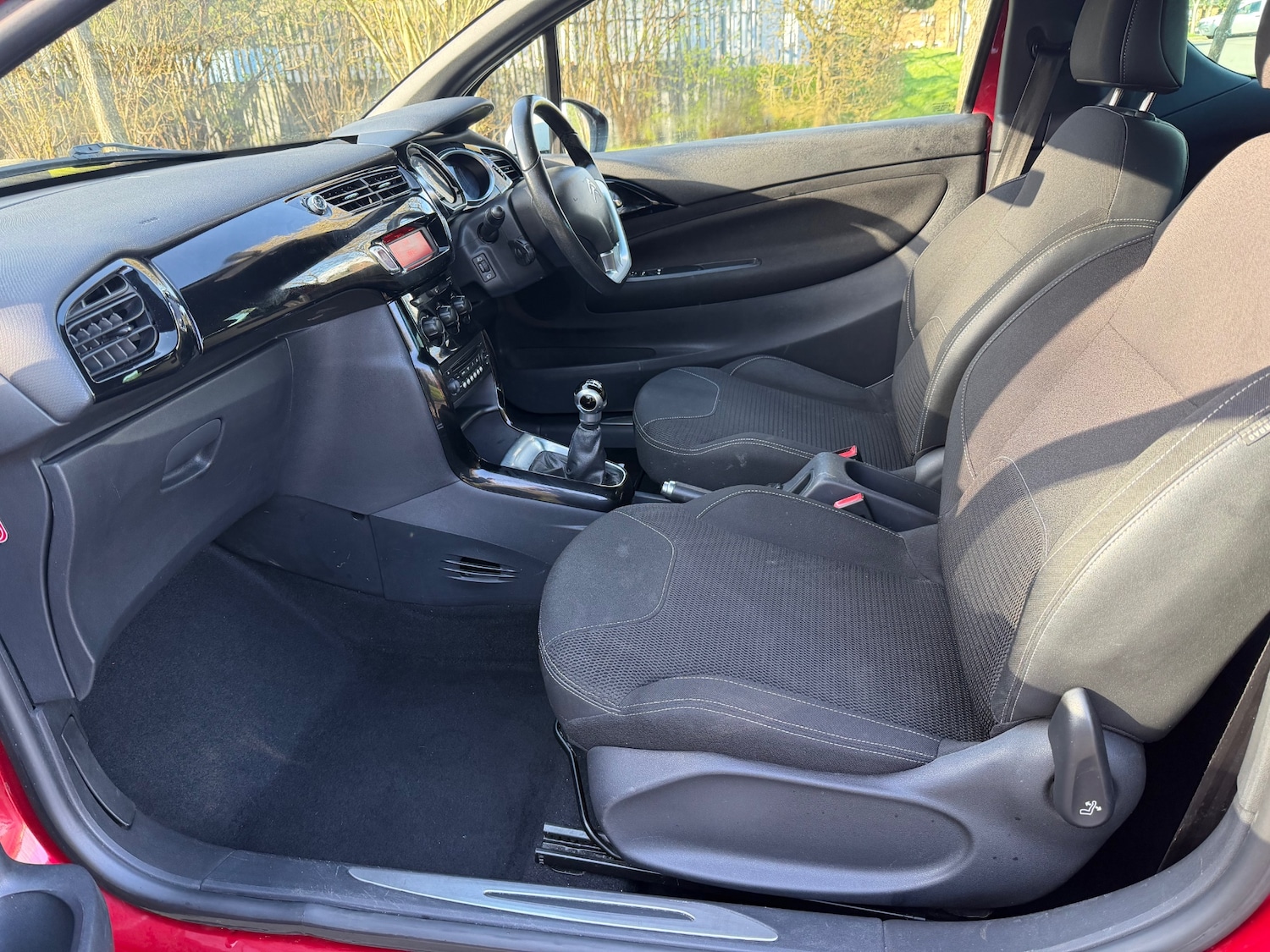 Used Citroen DS3 2012 for sale - 77891761: Photo 5