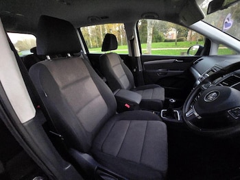 Used Volkswagen Sharan 2011 for sale - 77075005: Photo