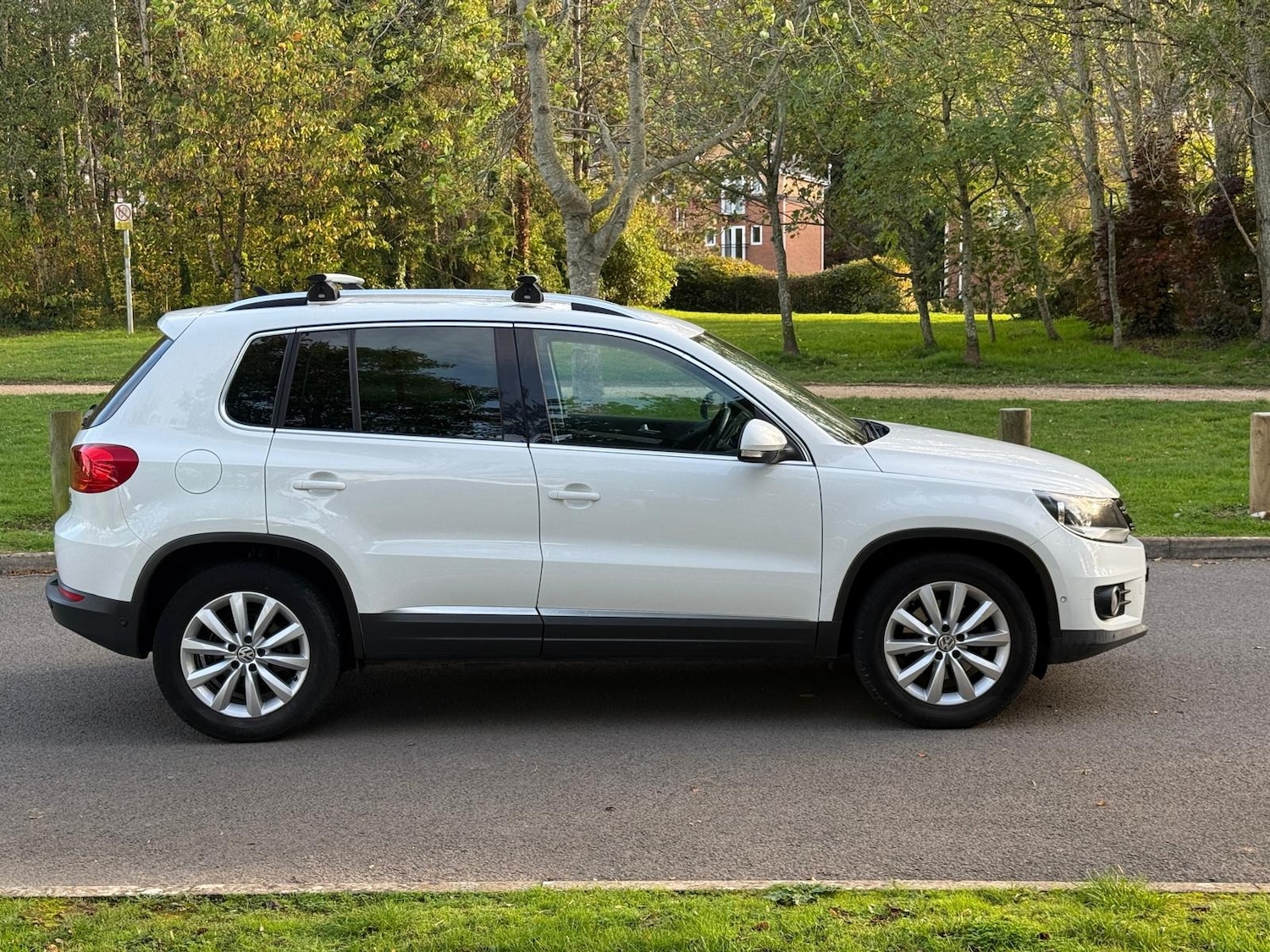 Used Volkswagen Tiguan 2015 for sale - 76238503: Photo 10
