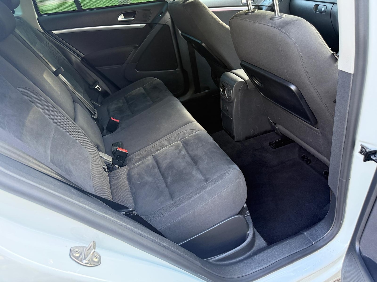 Used Volkswagen Tiguan 2015 for sale - 76238503: Photo 12