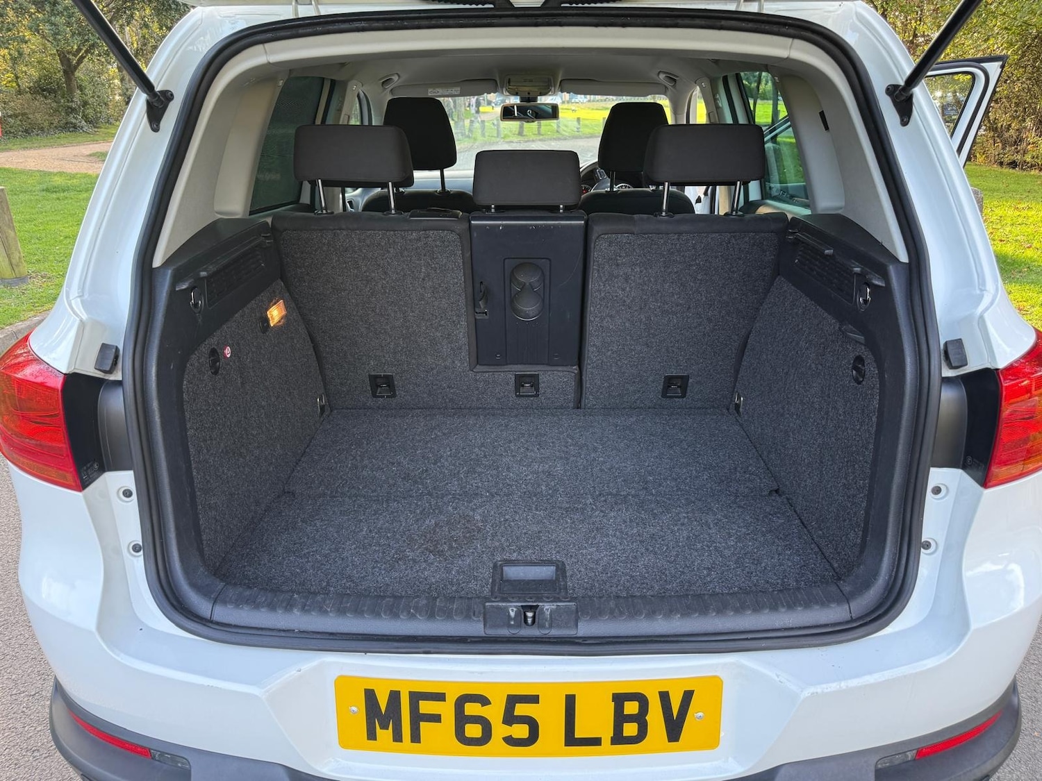 Used Volkswagen Tiguan 2015 for sale - 76238503: Photo 13