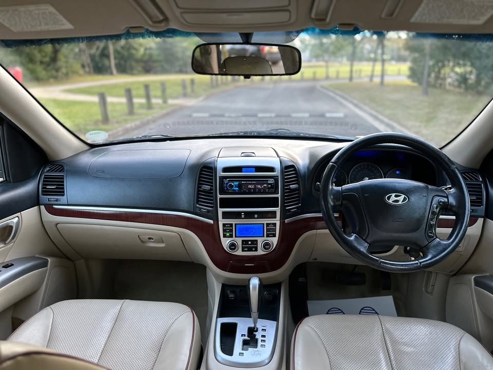 Used Hyundai Santa Fe 2009 for sale - 77597555: Photo 13