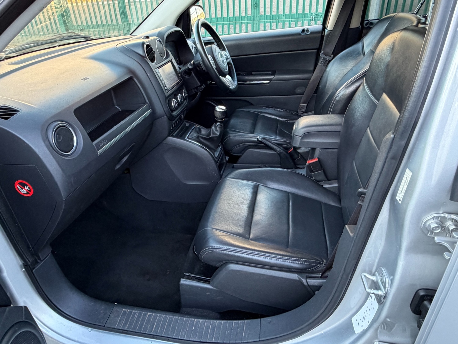 Used Jeep Compass 2011 for sale - 77610747: Photo 2