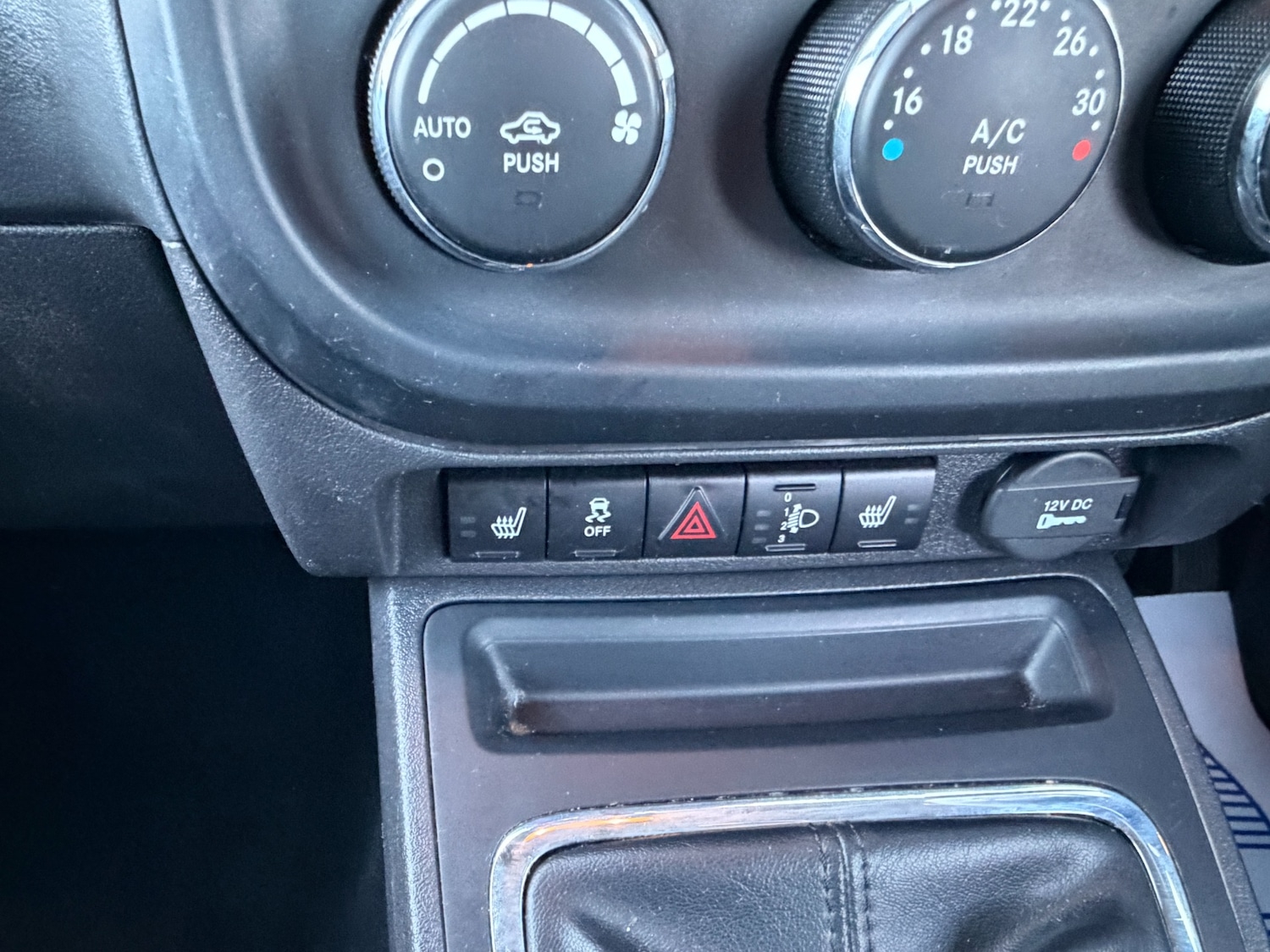 Used Jeep Compass 2011 for sale - 77610747: Photo 3