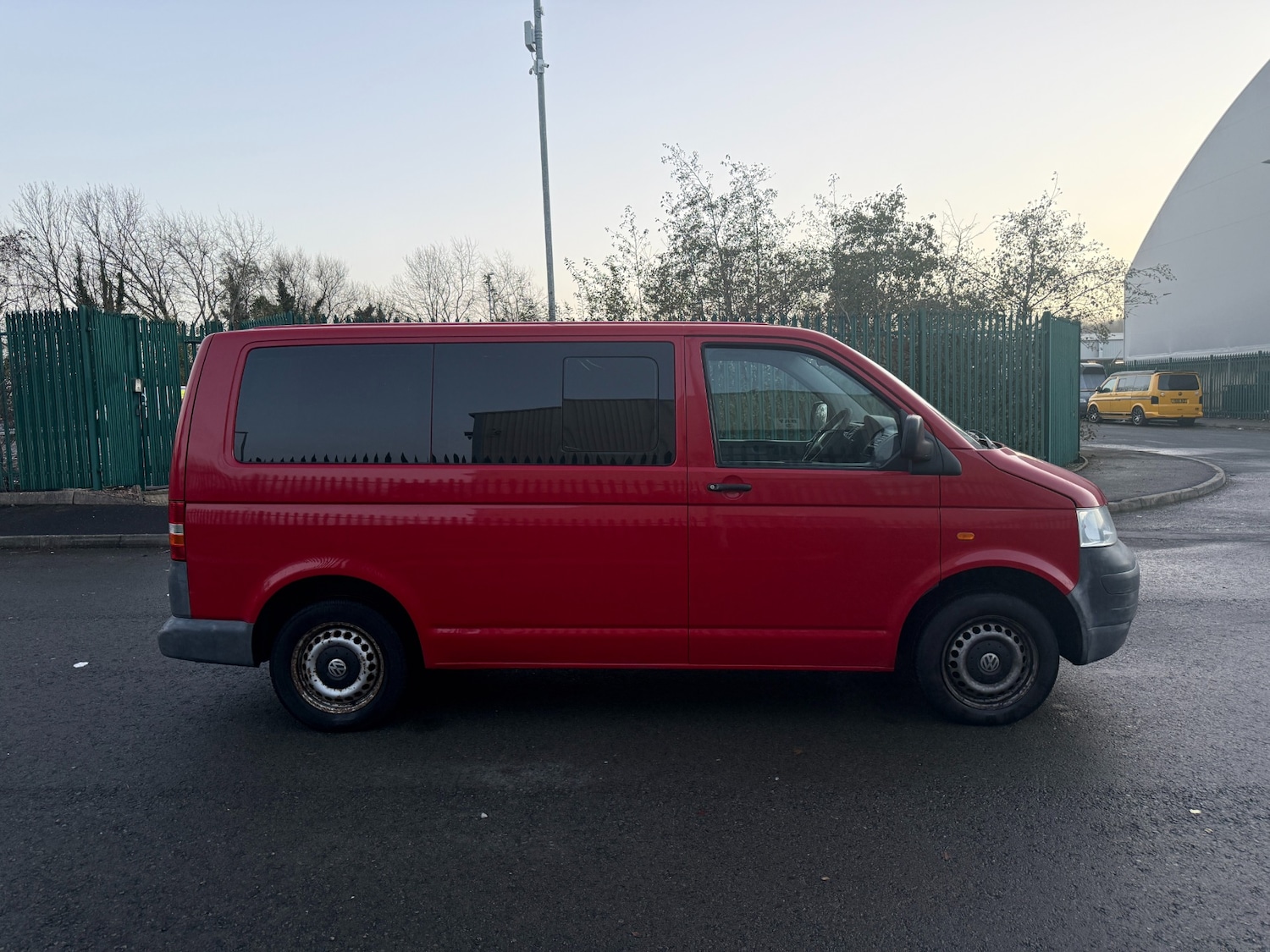 Used Volkswagen Transporter 2006 for sale - 77736259: Photo 2