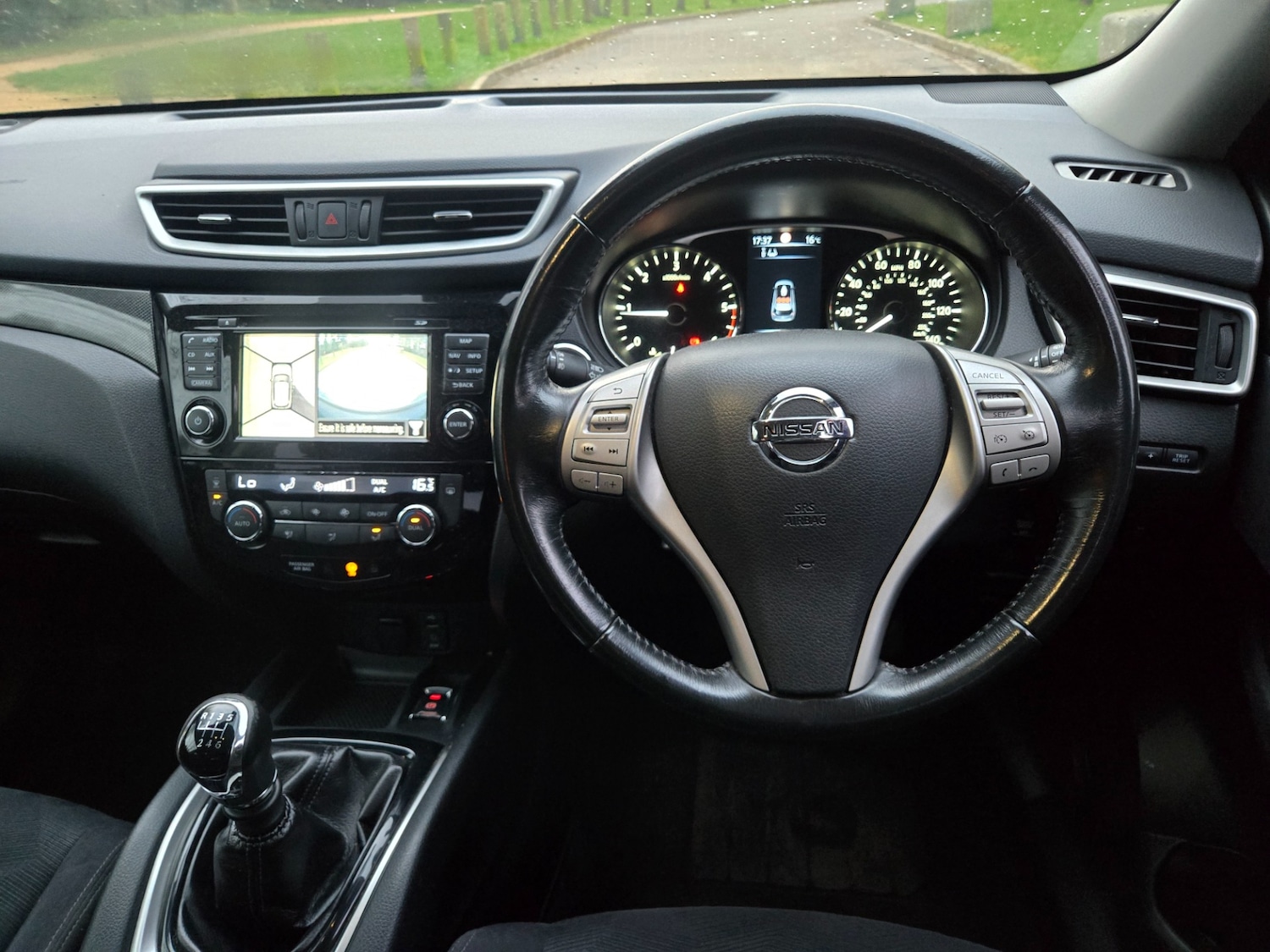 Used Nissan X-Trail 2015 for sale - 77793295: Photo 43