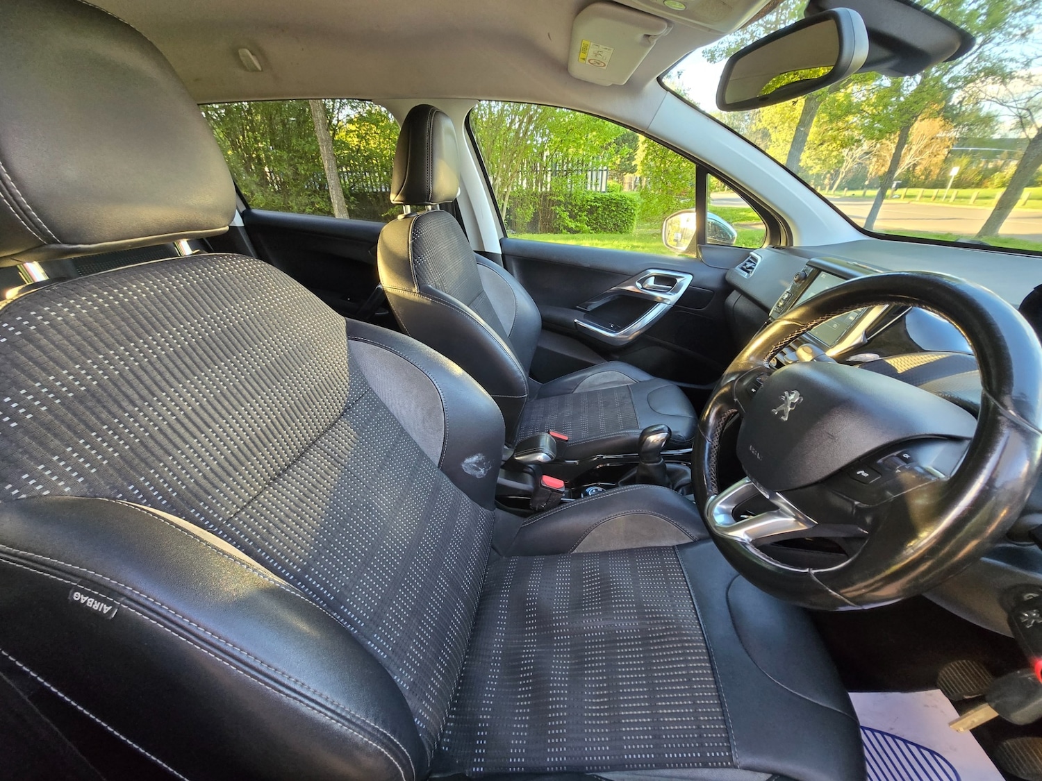 Used Peugeot 2008 2015 for sale - 78183966: Photo 14