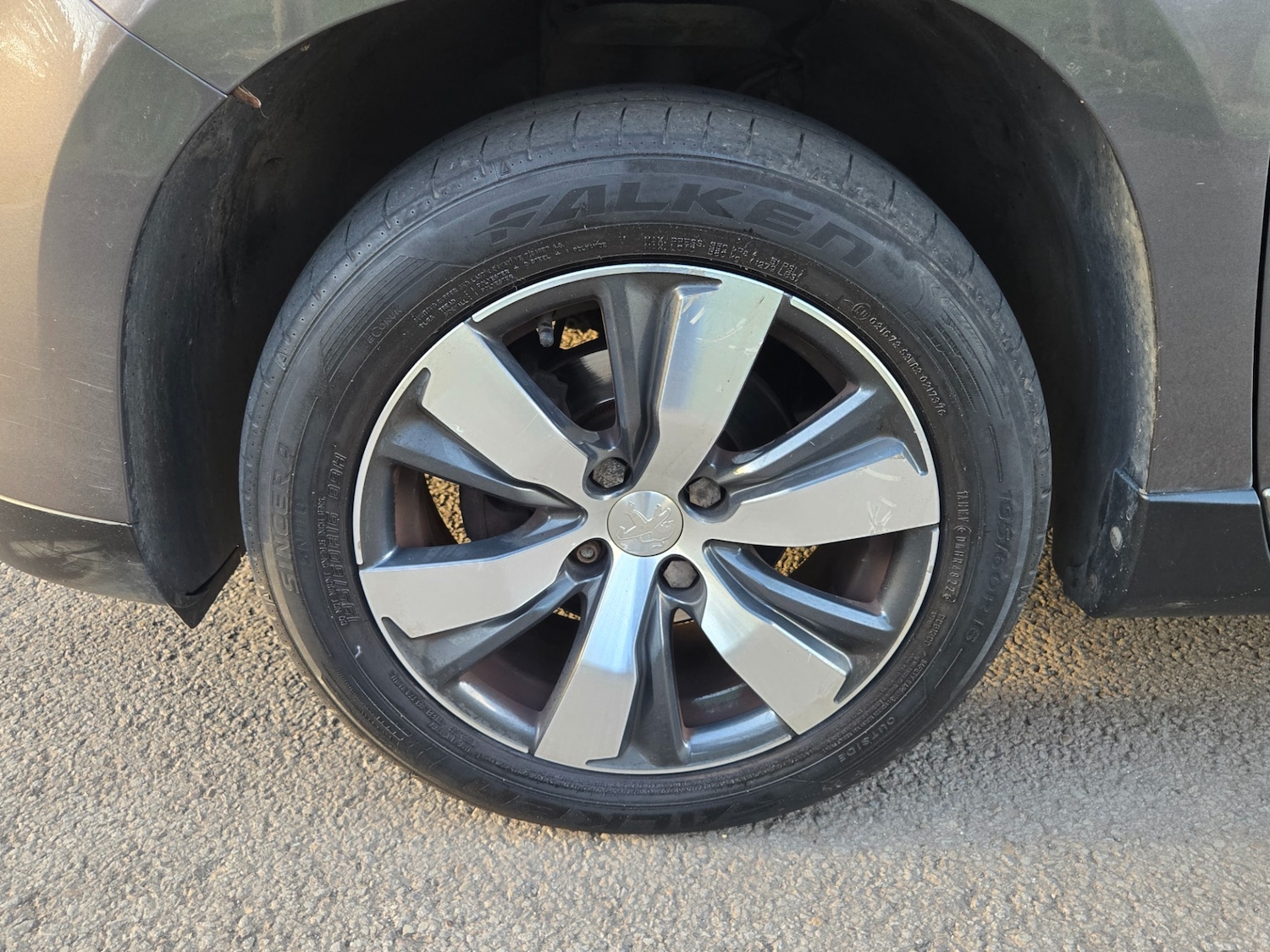 Used Peugeot 2008 2015 for sale - 78183966: Photo 9