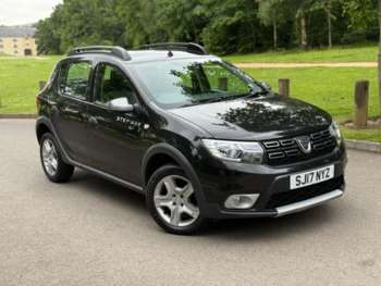 Used Dacia Sandero Stepway 2017 for sale - 74982246: Photo