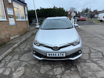 Used Toyota Auris 2015 for sale - 77342622: Photo