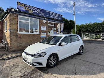 Used Volkswagen Golf 2018 for sale - 76439943: Photo